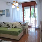Pineta Marina Διαμέρισμα *
